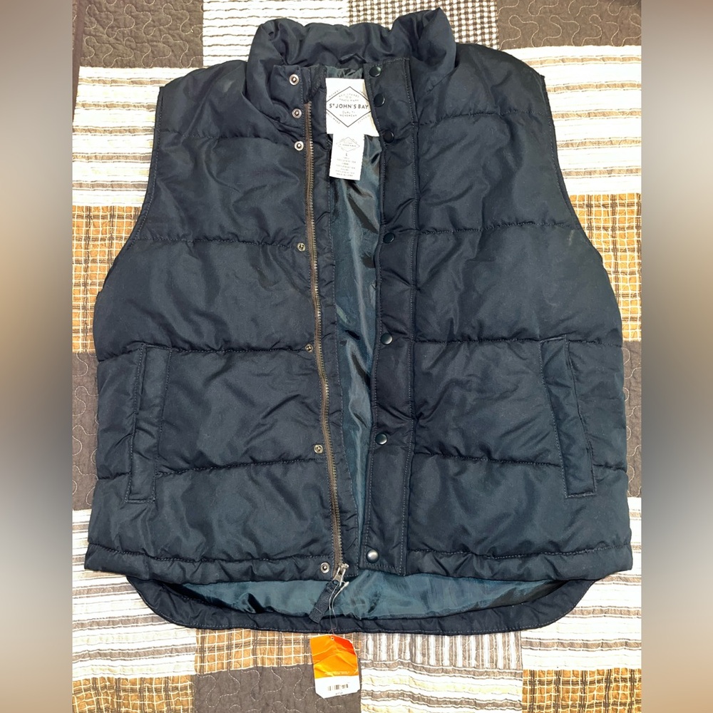 St. John’s Bay Men’s Puffer Vest